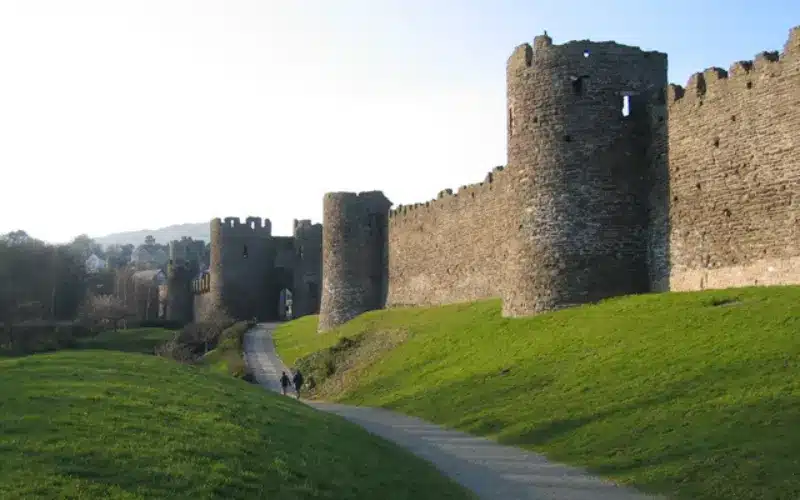 Conwy Town Wall attraction holiday home rental